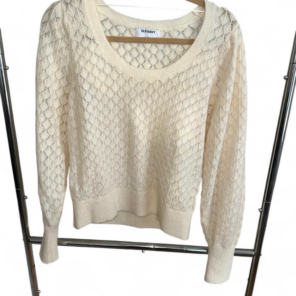 Old Navy Women's Ivory Knit Sweater